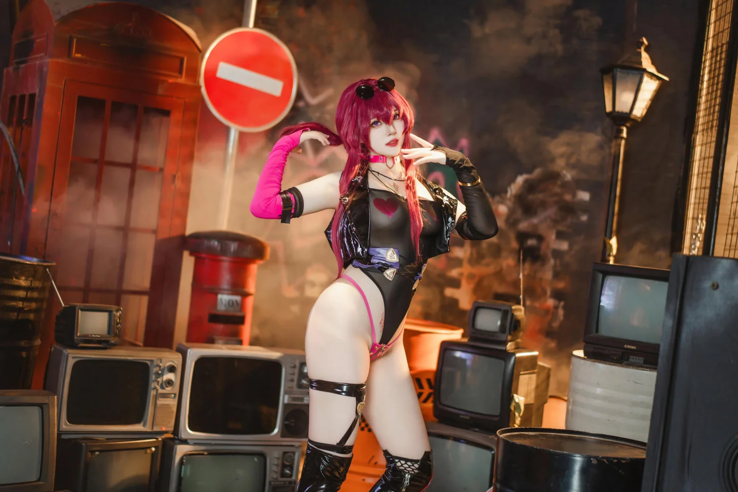 Natsuko_夏夏子_No_081_崩坏·星穹铁道_卡芙卡_朋克同人_60P_895MB tg@simisebaisi 【丝足阁】016.webp